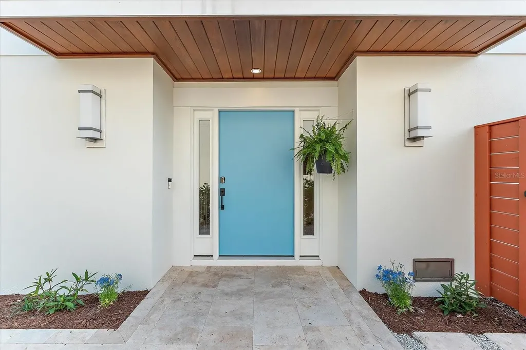116 Garden Lane Sarasota FL 34242
