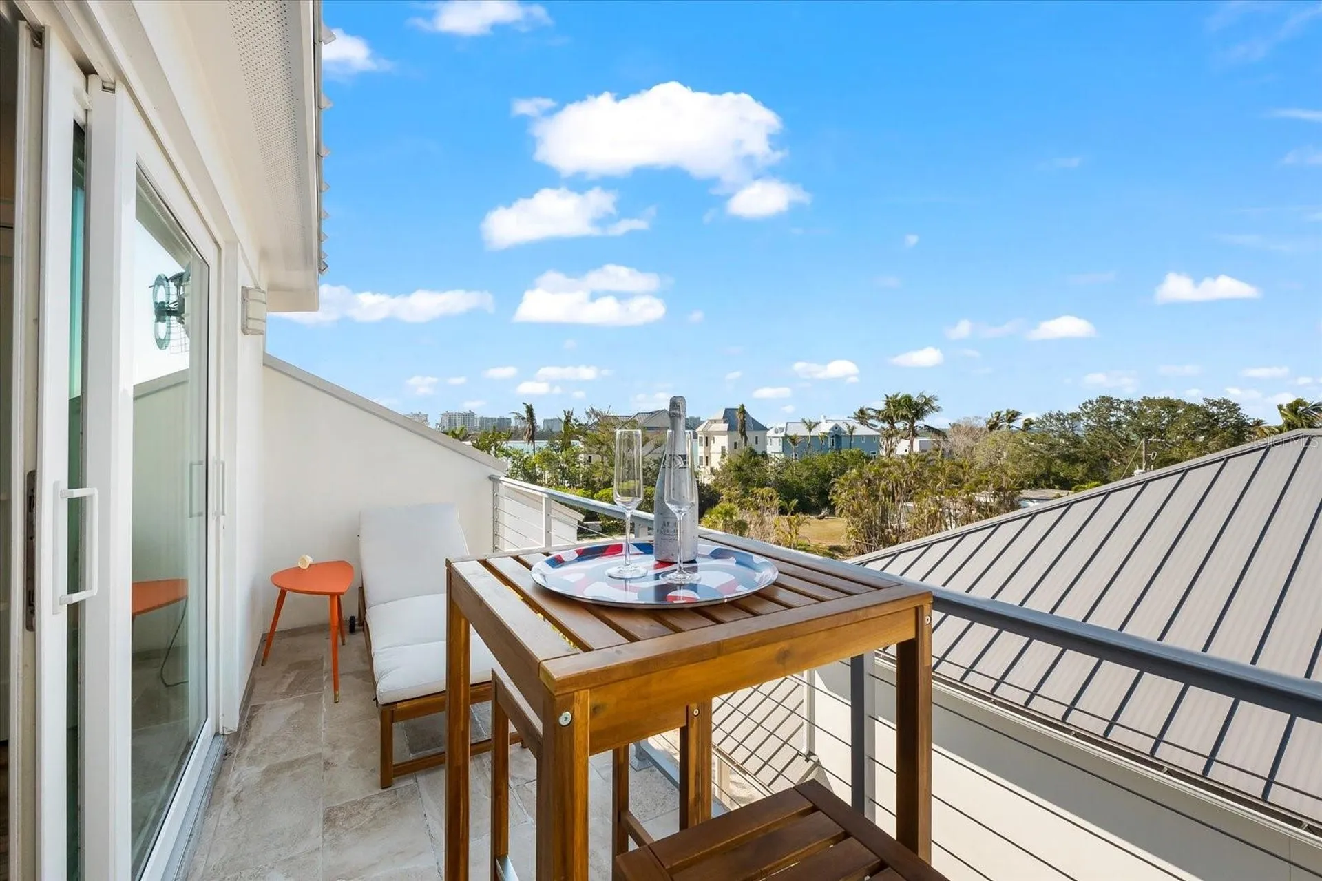 116 Garden Lane Sarasota FL 34242