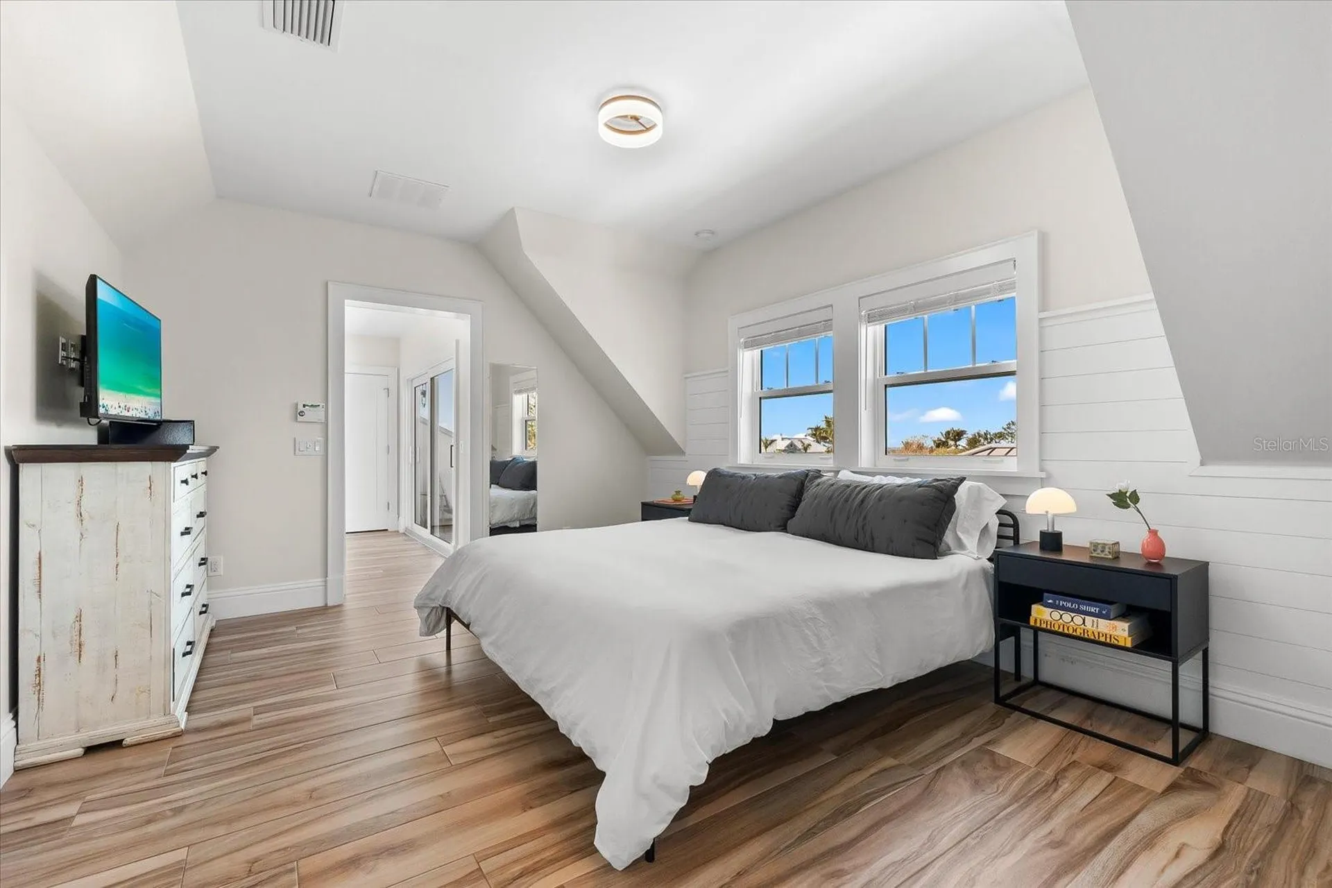 116 Garden Lane Sarasota FL 34242