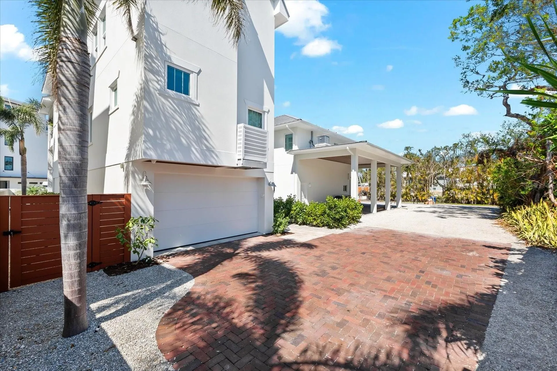 116 Garden Lane Sarasota FL 34242