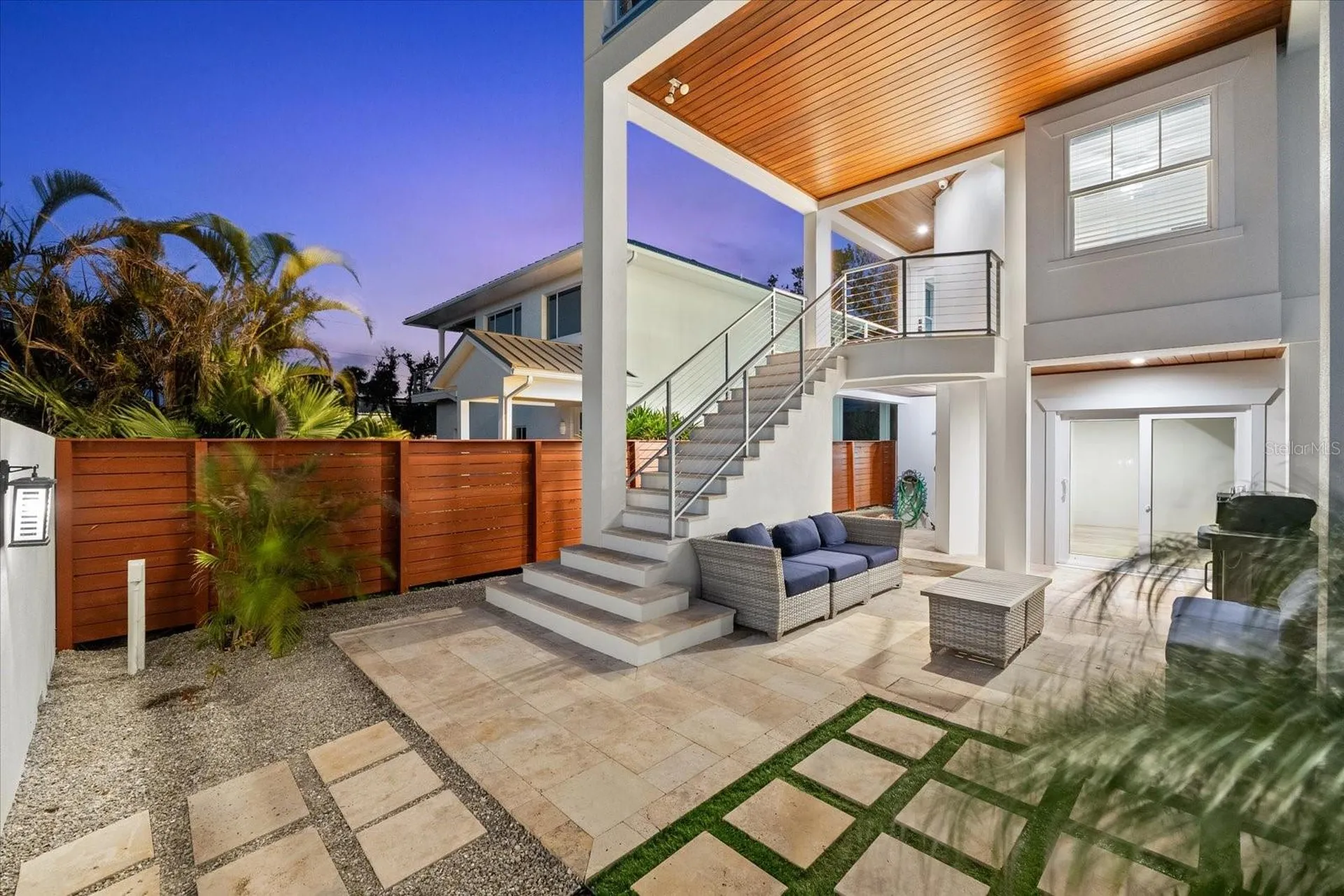 116 Garden Lane Sarasota FL 34242