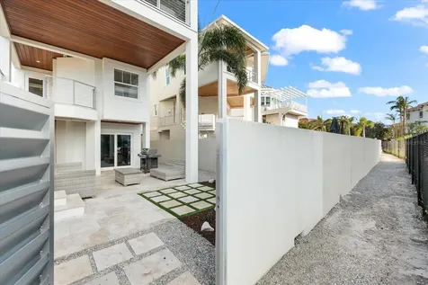 116 Garden Lane Sarasota FL 34242