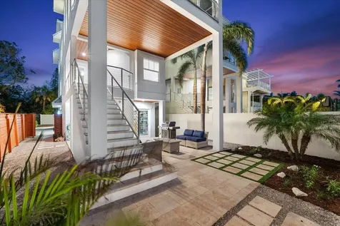 116 Garden Lane Sarasota FL 34242