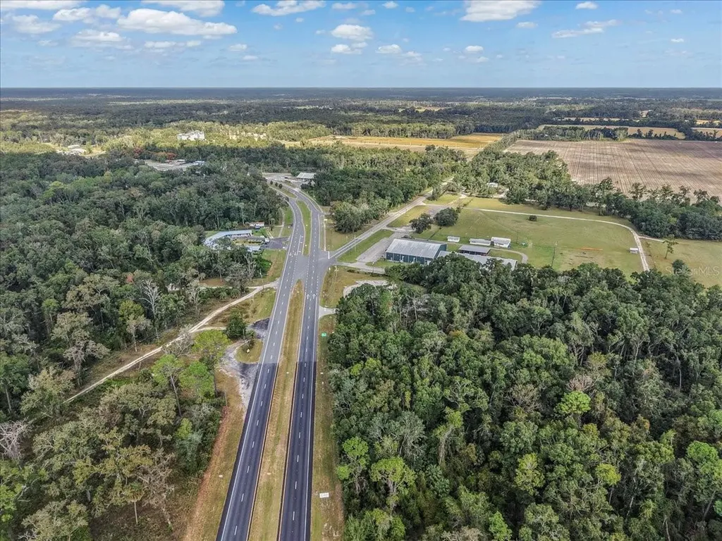 17751 NW Us Highway 19 Trenton FL 32693