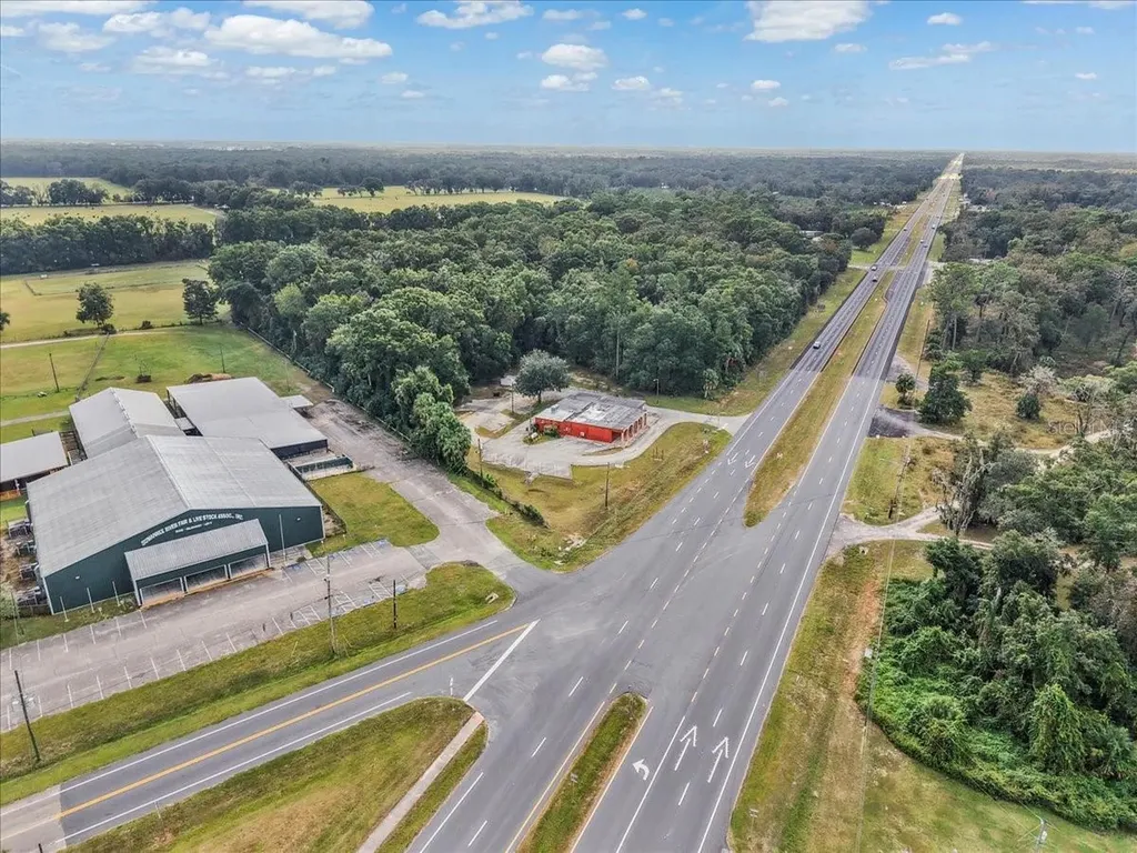 17751 NW Us Highway 19 Trenton FL 32693
