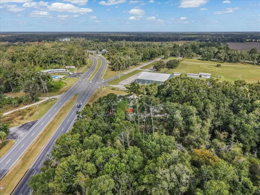 17751 NW Us Highway 19 Trenton FL 32693
