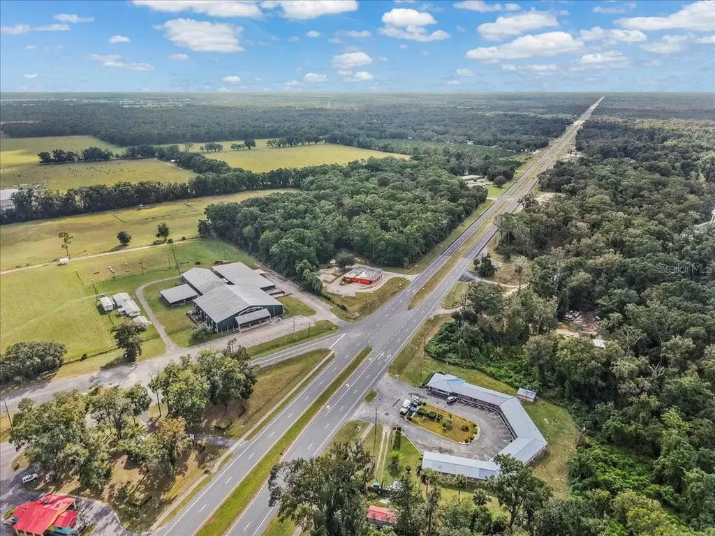 17751 NW Us Highway 19 Trenton FL 32693