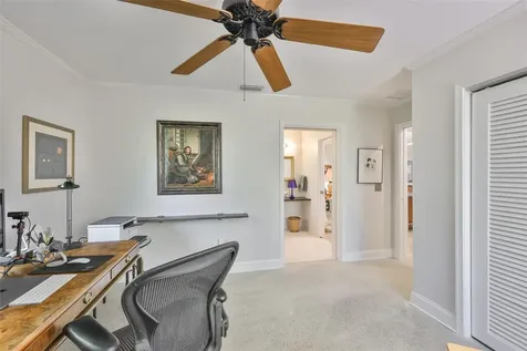 2158 Blossom Way S St Petersburg FL 33712