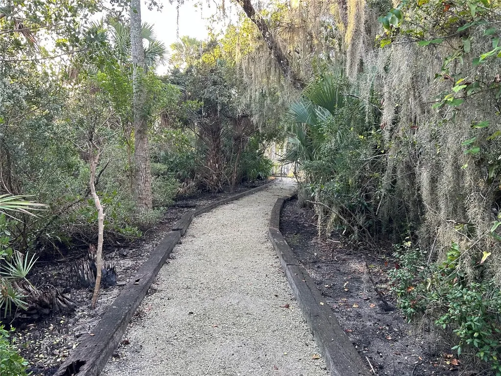 304 Portside Lane Edgewater FL 32141