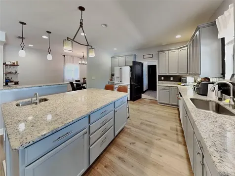 17660 County Road 455 Montverde FL 34756