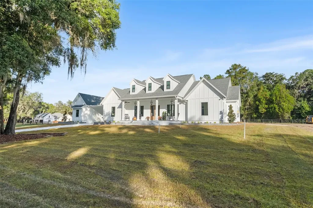 17104 SW 11th Court Newberry FL 32669