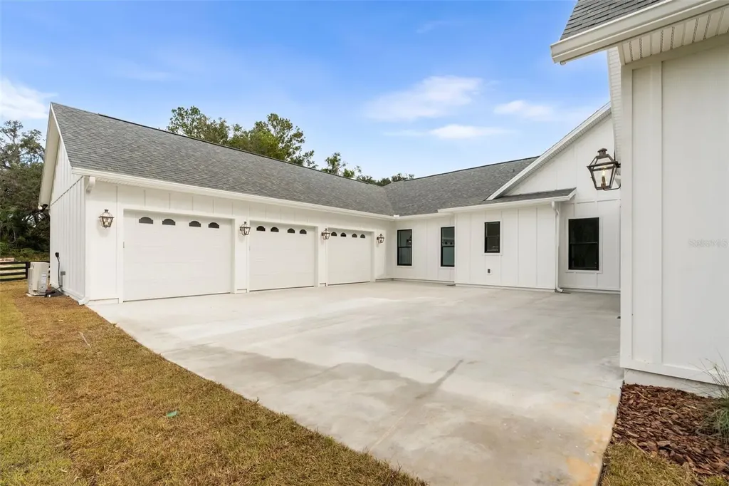 17104 SW 11th Court Newberry FL 32669