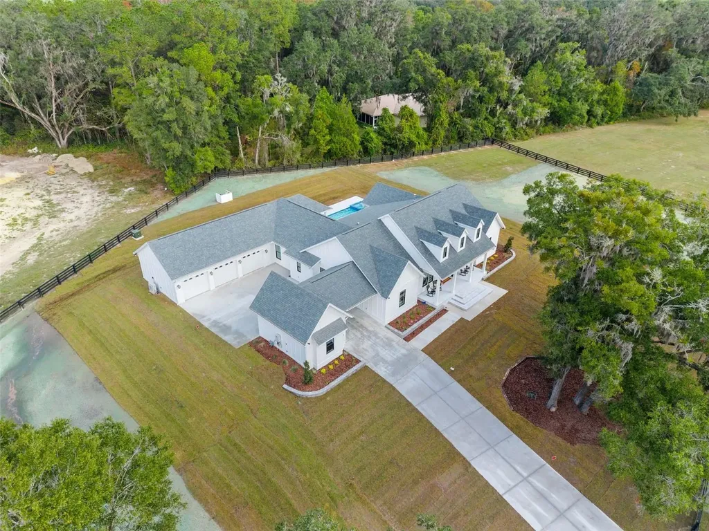 17104 SW 11th Court Newberry FL 32669