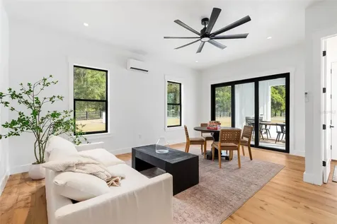 17104 SW 11th Court Newberry FL 32669