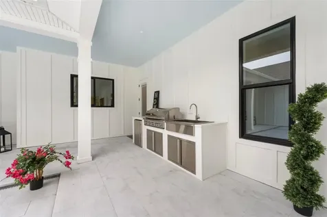 17104 SW 11th Court Newberry FL 32669