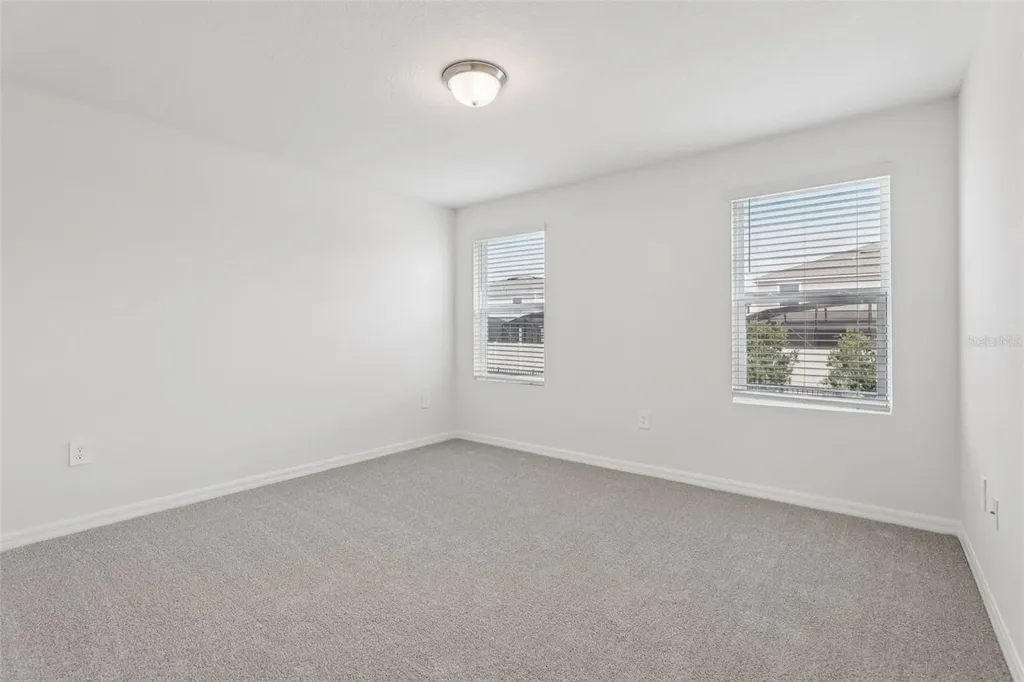 16346 Bird Of Paradise Avenue Clermont FL 34714