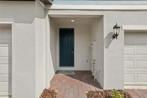 16346 Bird Of Paradise Avenue Clermont FL 34714