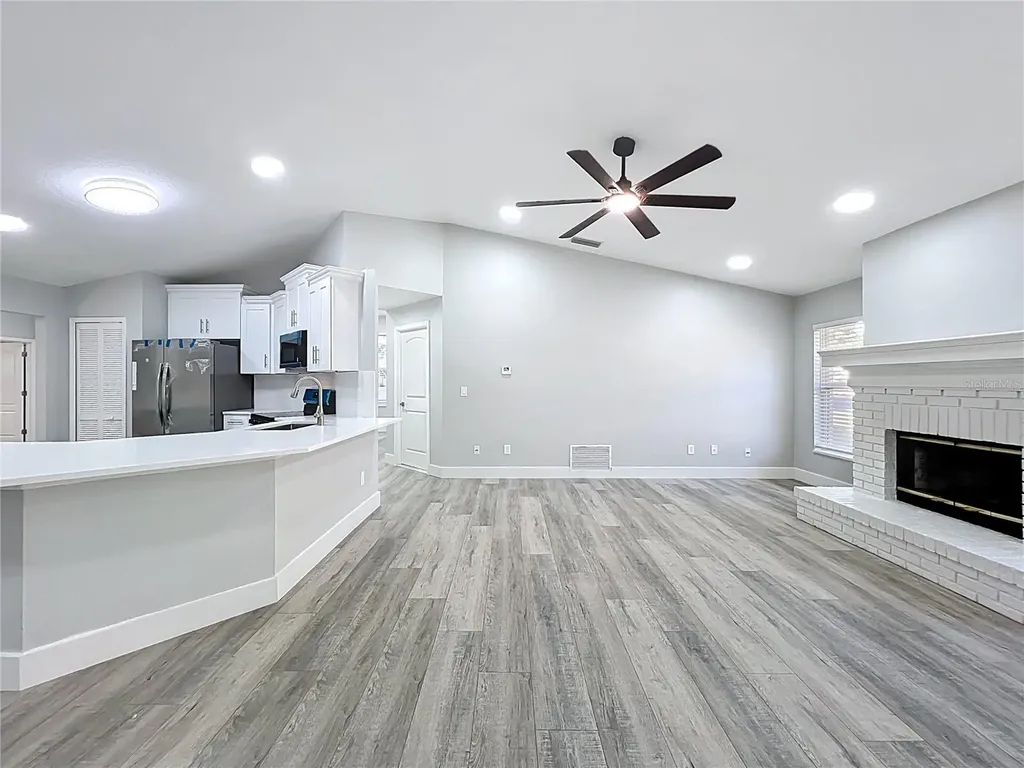 1002 Beckstrom Drive Oviedo FL 32765