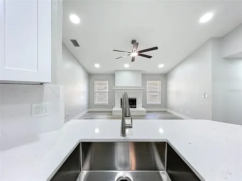 1002 Beckstrom Drive Oviedo FL 32765