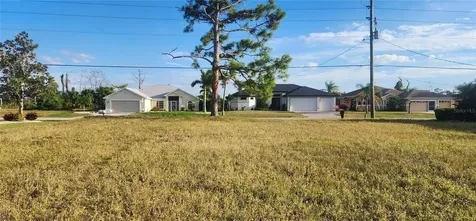 437 Rotonda Circle Rotonda West FL 33947