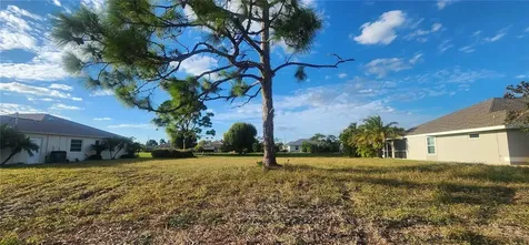 437 Rotonda Circle Rotonda West FL 33947