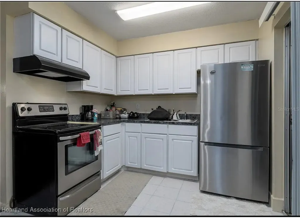 2443 W Newton Road Avon Park FL 33825
