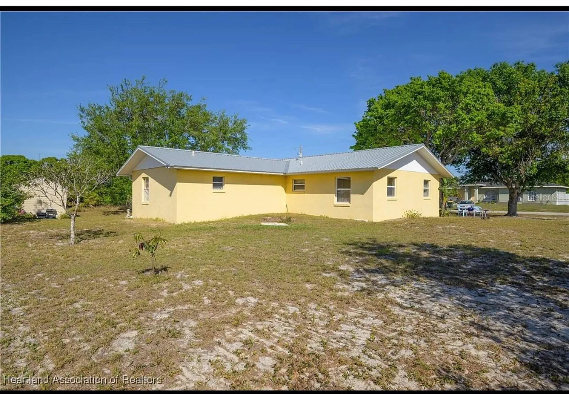 2443 W Newton Road Avon Park FL 33825