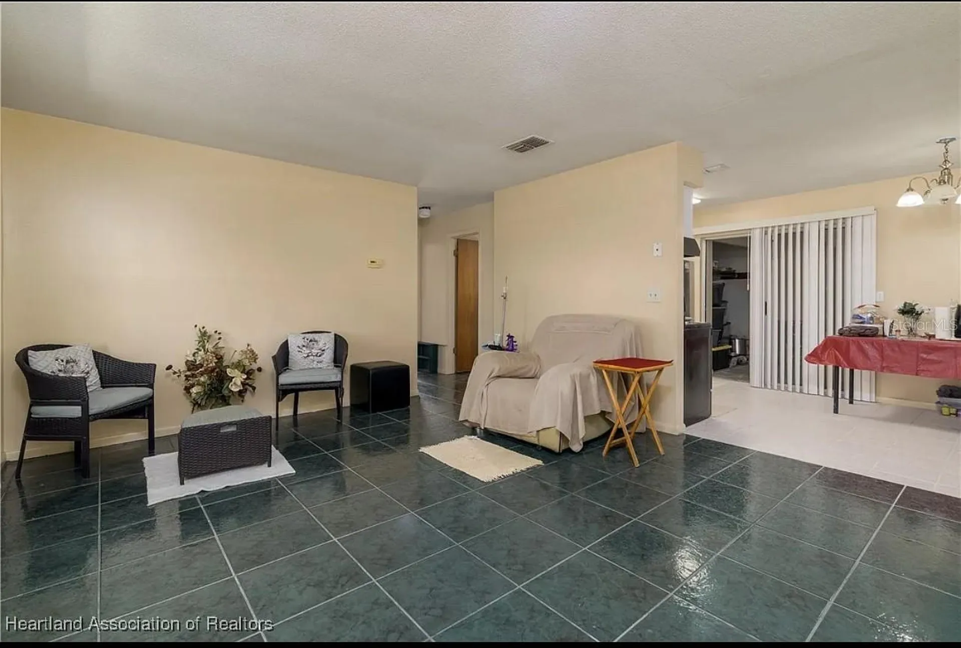 2443 W Newton Road Avon Park FL 33825