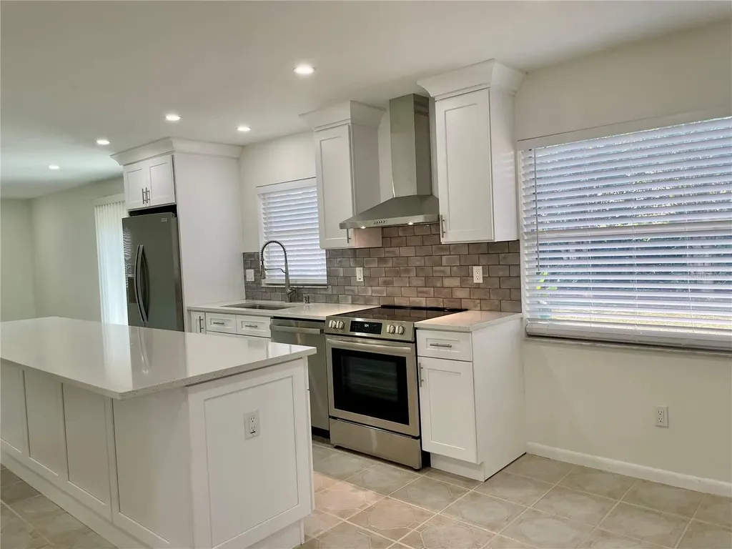 19114 Alice Circle Lutz FL 33558