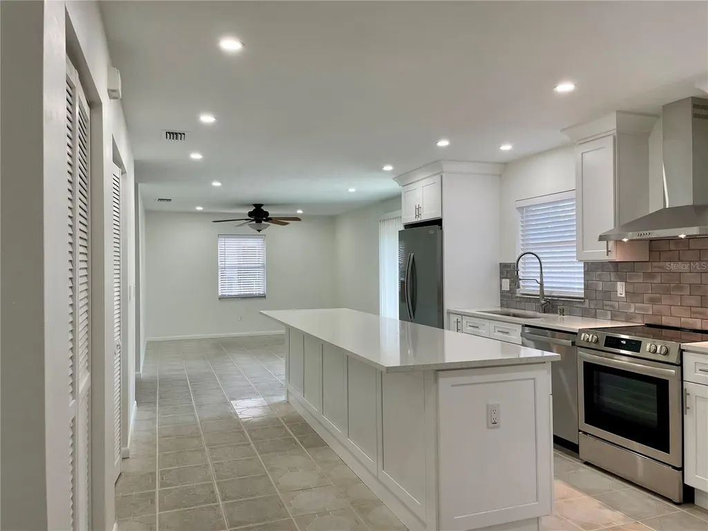 19114 Alice Circle Lutz FL 33558