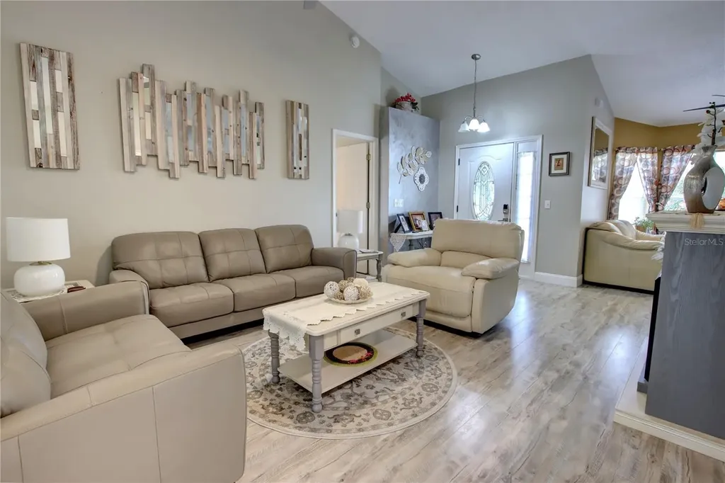 2722 Maywood Street Eustis FL 32726