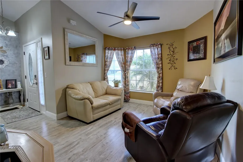 2722 Maywood Street Eustis FL 32726