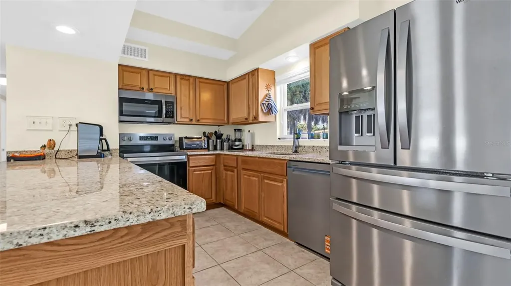 7063 S Shore Drive S St Petersburg FL 33707
