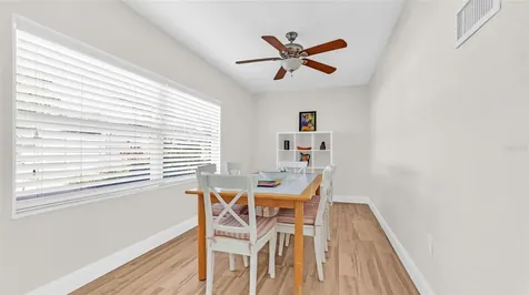 7063 S Shore Drive S St Petersburg FL 33707