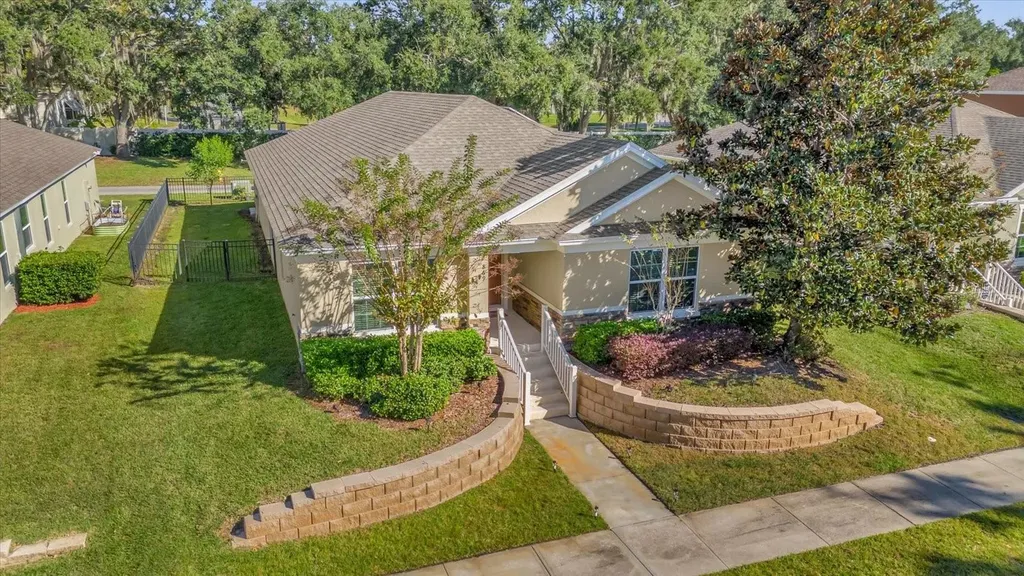 869 Bending Oak Trail Winter Garden FL 34787
