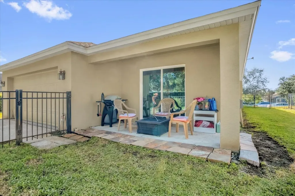 869 Bending Oak Trail Winter Garden FL 34787