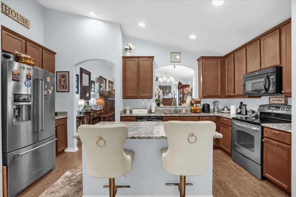 869 Bending Oak Trail Winter Garden FL 34787