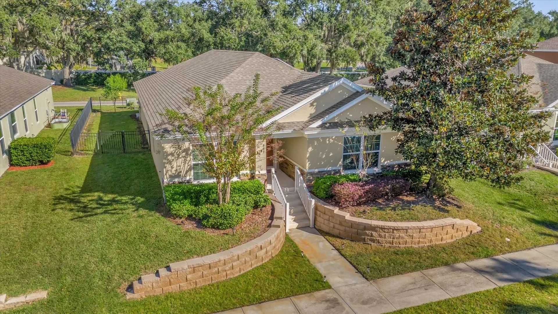 869 Bending Oak Trail Winter Garden FL 34787
