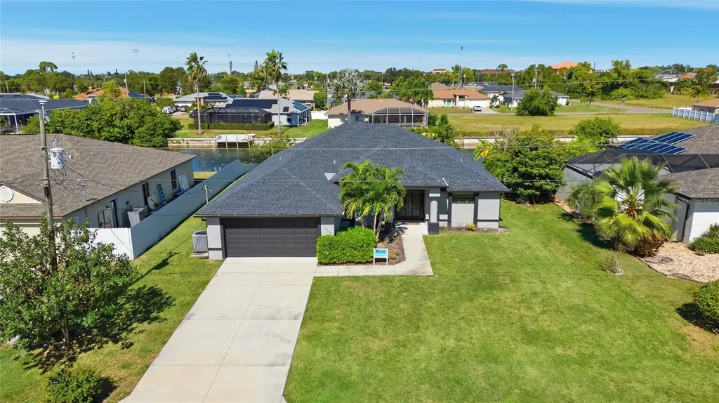 1507 NE 2nd Street Cape Coral FL 33909