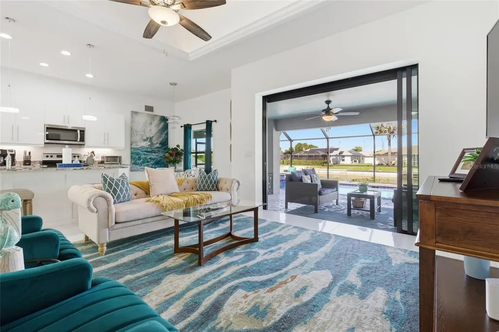 1507 NE 2nd Street Cape Coral FL 33909