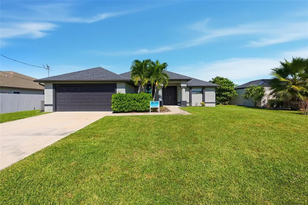 1507 NE 2nd Street Cape Coral FL 33909