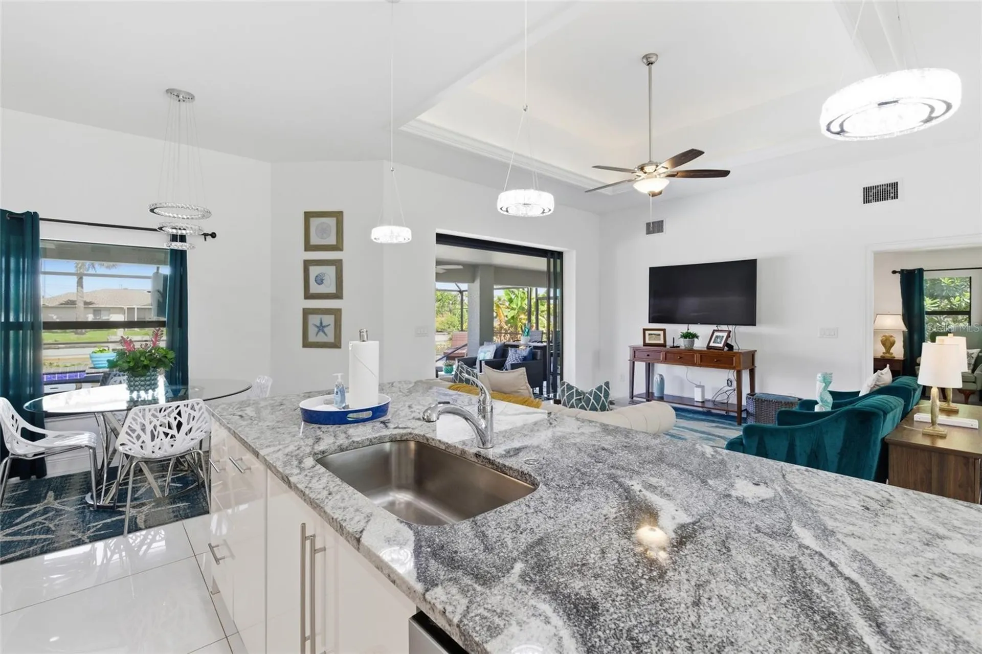 1507 NE 2nd Street Cape Coral FL 33909