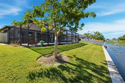 1507 NE 2nd Street Cape Coral FL 33909