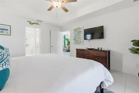 1507 NE 2nd Street Cape Coral FL 33909
