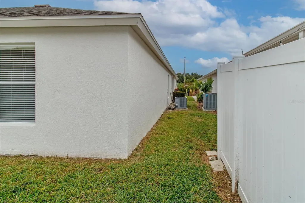 1747 Ravenridge Street Wesley Chapel FL 33543