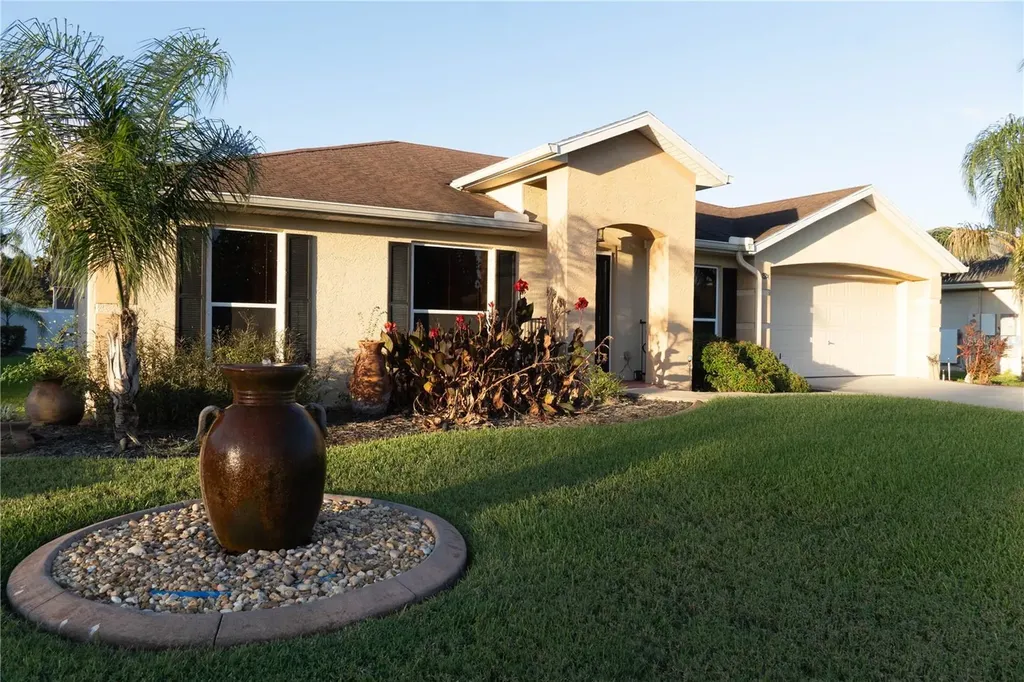 952 Leyburn Drive Deltona FL 32725
