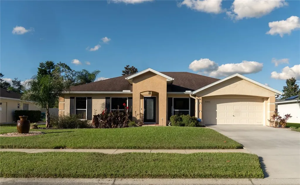 952 Leyburn Drive Deltona FL 32725