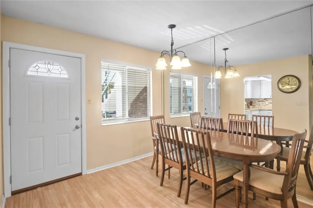 1867 Restful Drive Bradenton FL 34207