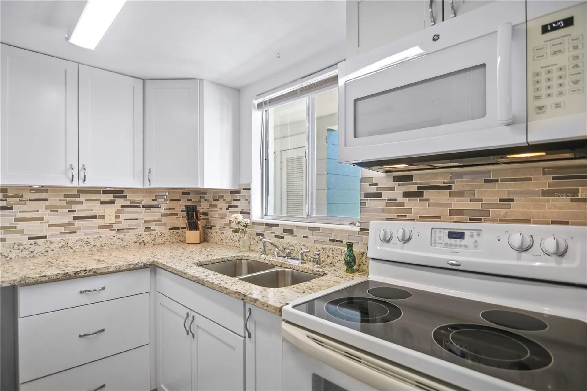 1867 Restful Drive Bradenton FL 34207