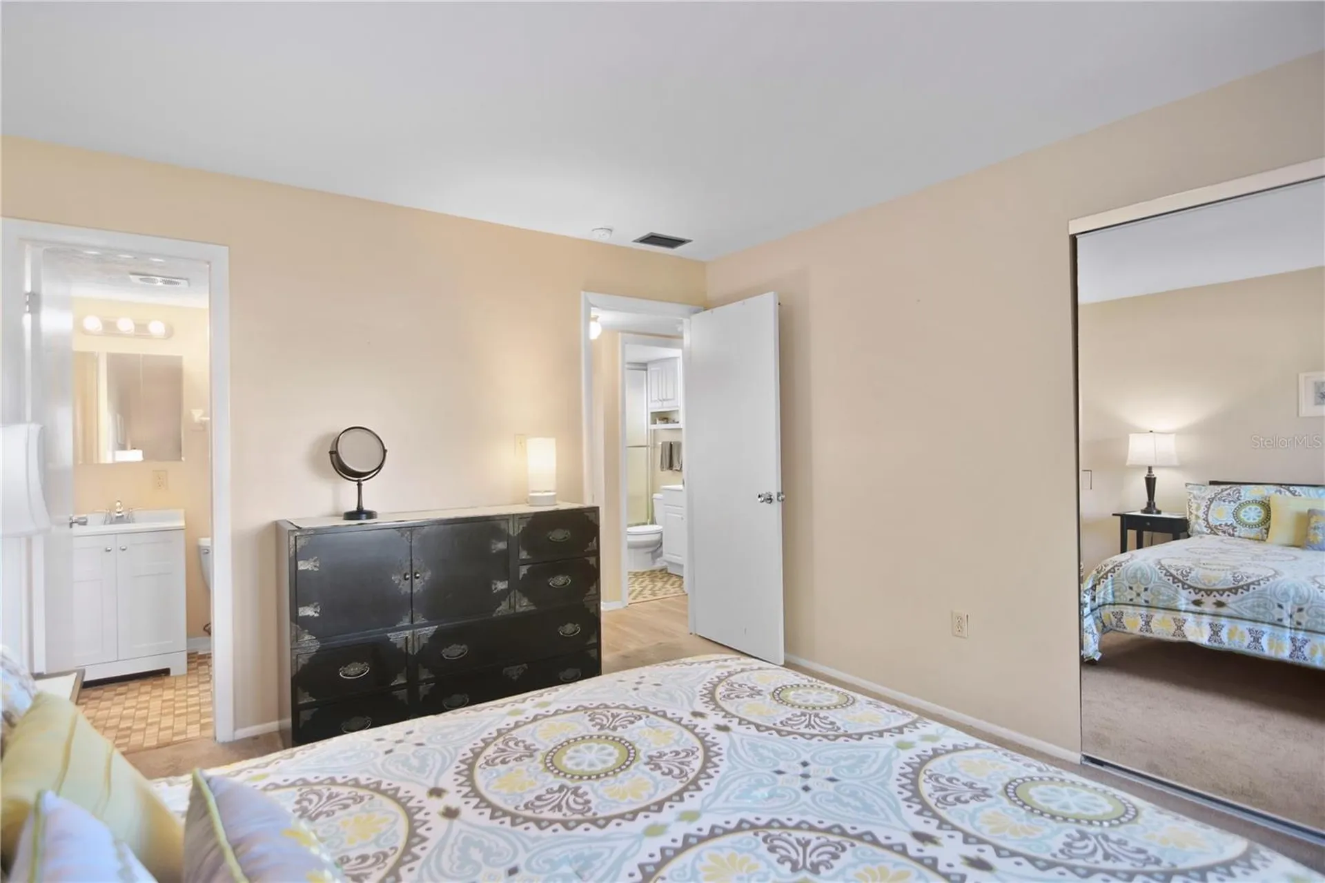 1867 Restful Drive Bradenton FL 34207